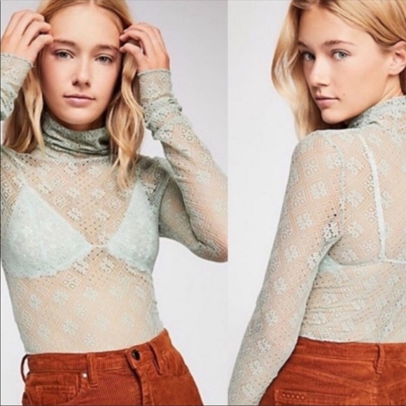 Free People Sweet Memories Lace Turtleneck Top XS - Picture 1 of 6